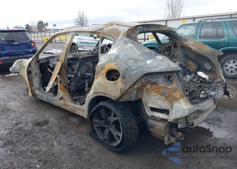 2017 Maserati Levante z USA, uszkodzony, nr VIN ZN661XUL5HX212396